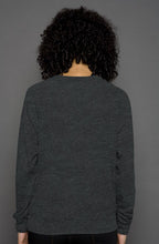 Load image into Gallery viewer, Kingsley Lane Women&#39;s Raglan Sweater - Black